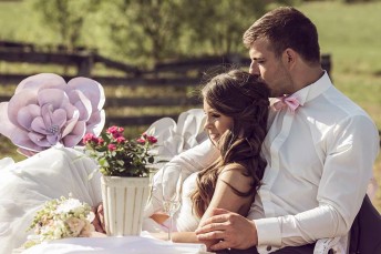 Vestuvės ir popierinės gėlės