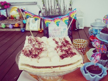 Tiramisu tortas, hipiška gimimo diena