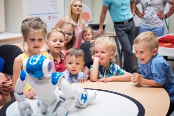 Robotas Robotikos akademijoje - gimtadienio idėja