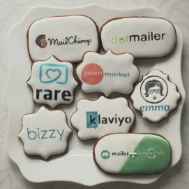 Sausainiai su logotipu, įmonėms